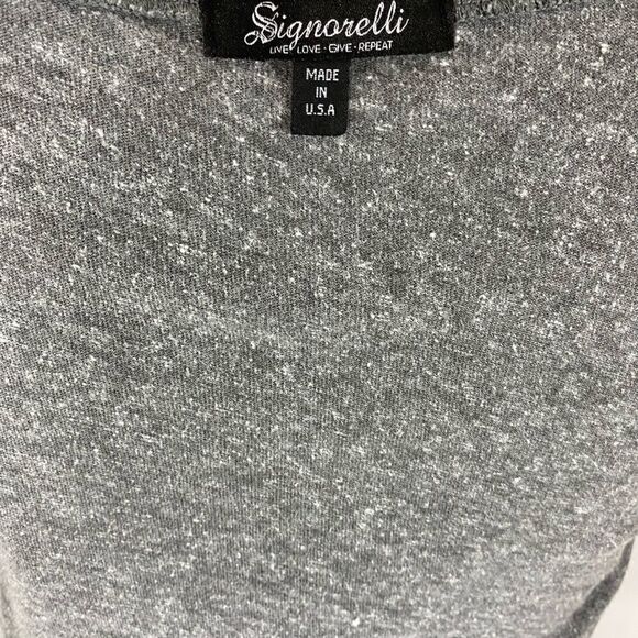 Graphic V Neck Grey Heart T Shirt - Picture 6 of 6